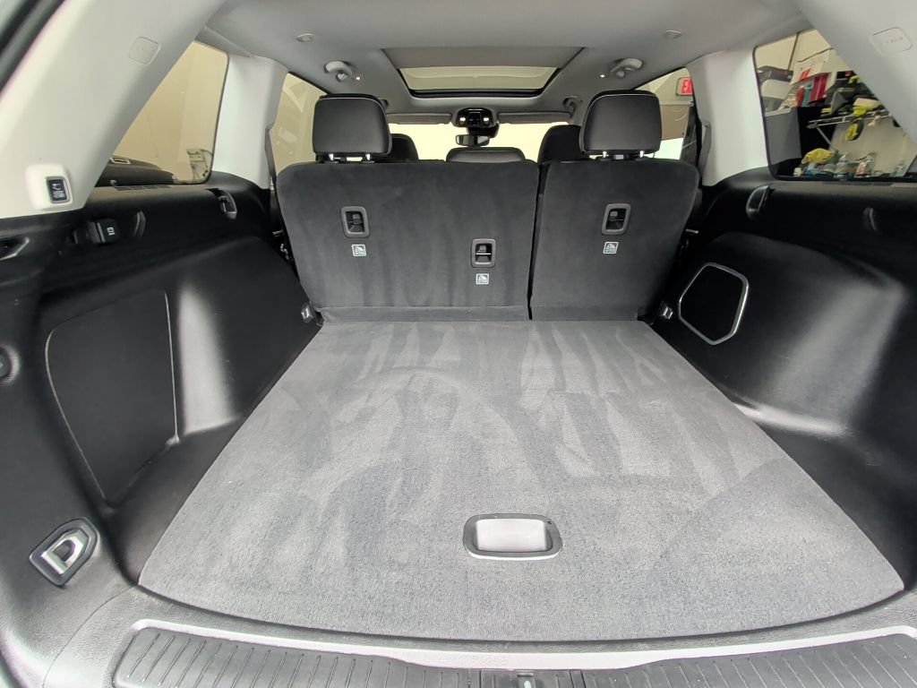 Used 2023 Jeep Grand Cherokee 4WD 4xe image 14