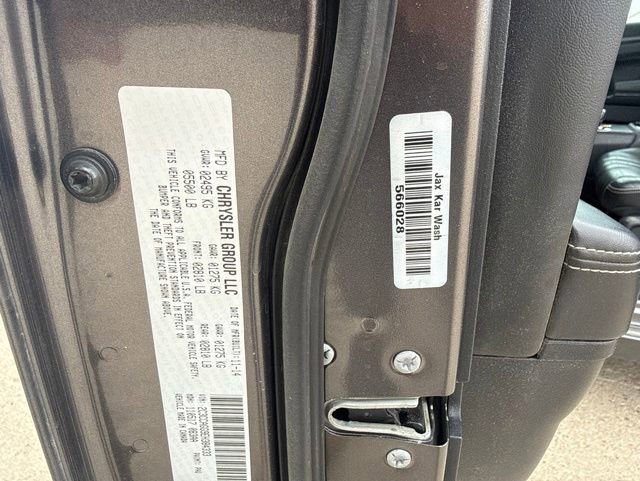 Used 2014 Chrysler 300 S AWD/4WD image 13