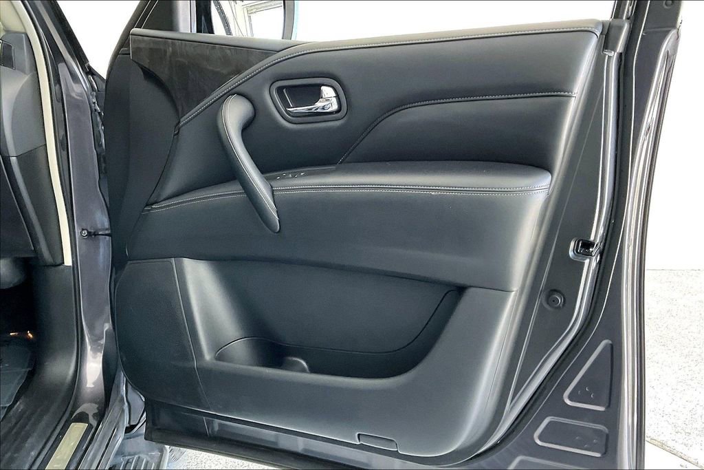 Used 2024 INFINITI QX80 Luxe image 23