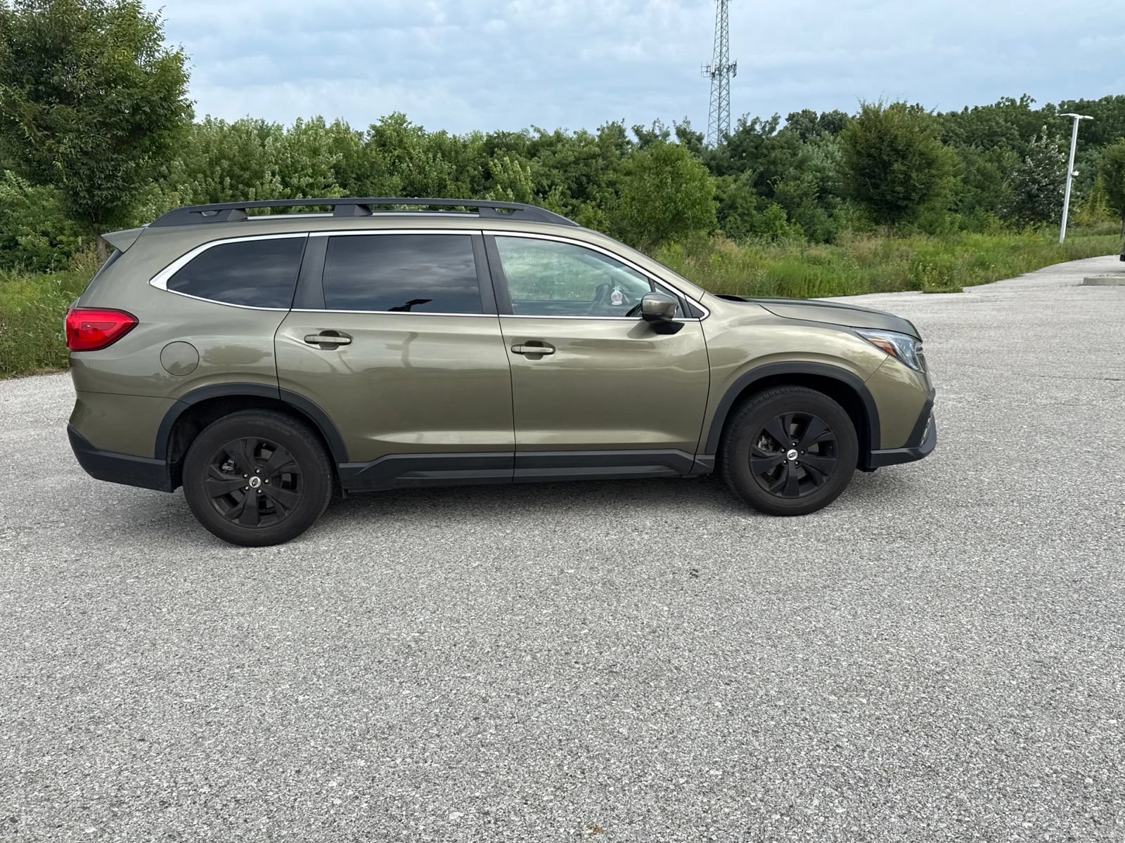 Certified 2024 Subaru Ascent Premium w/ Convenience Package AWD/4WD image 10