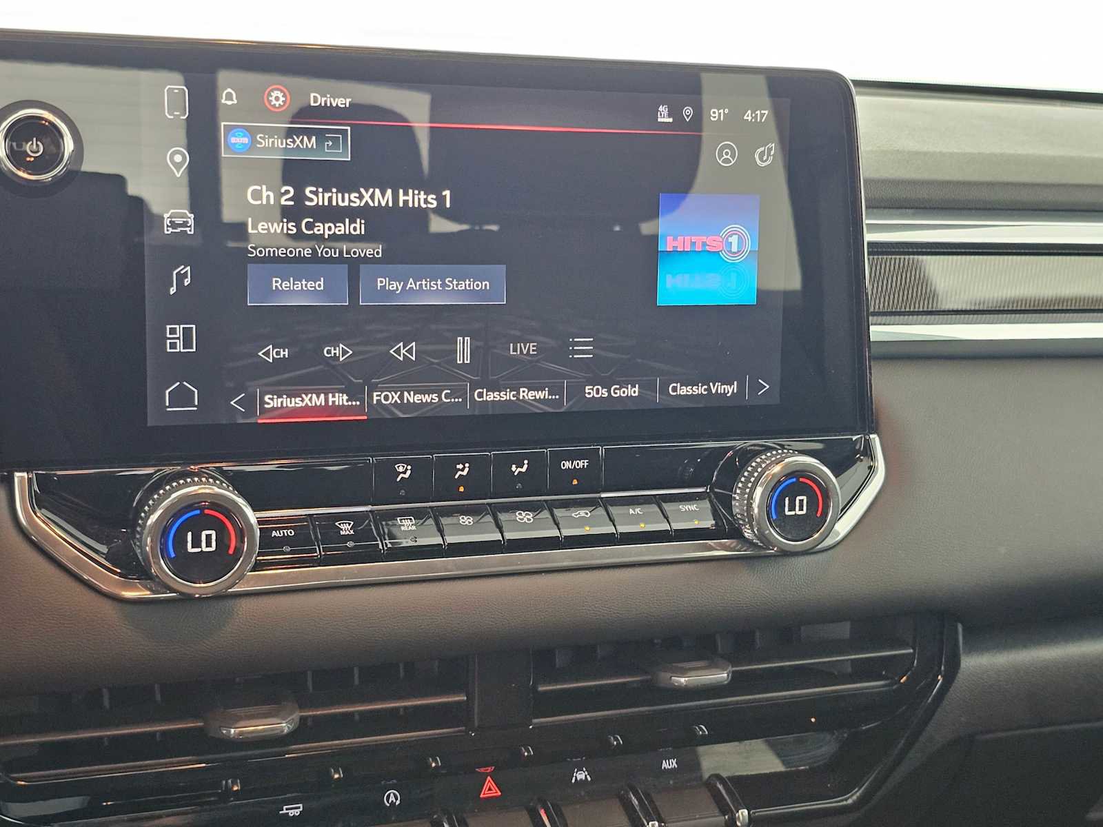 Used 2024 GMC Canyon Elevation w/ Convenience Package image 27