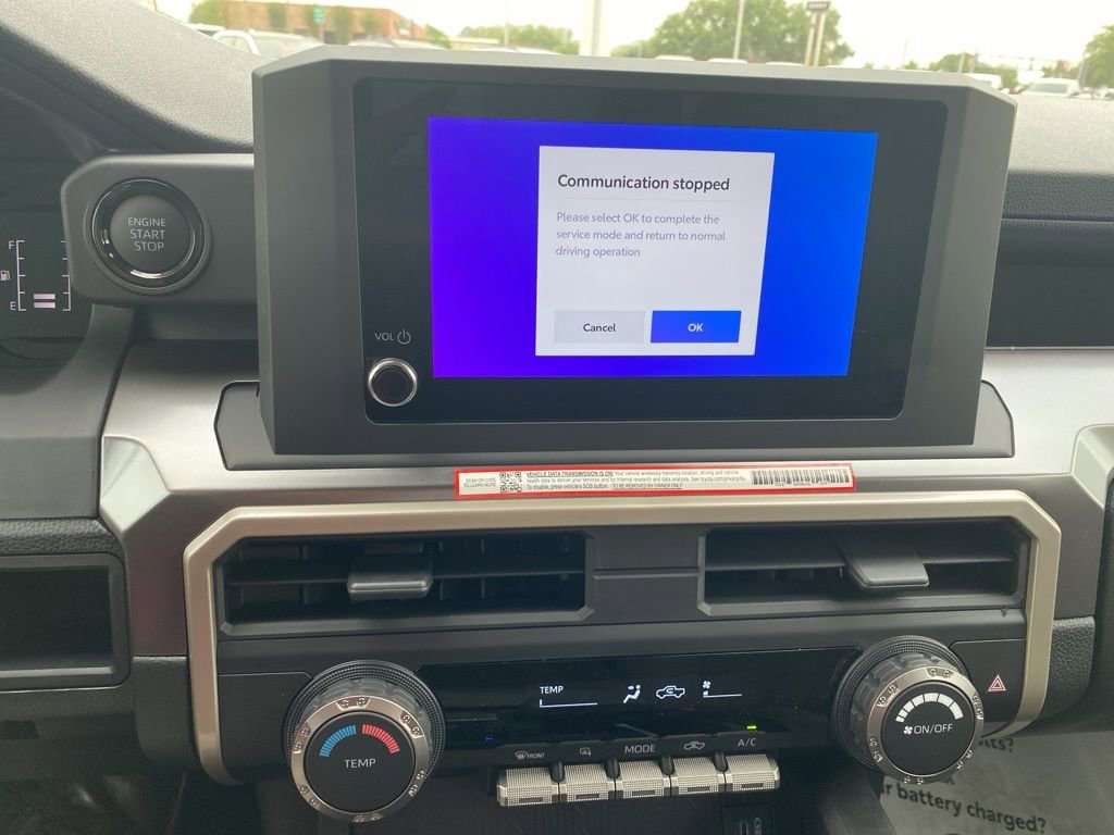 Used 2025 Toyota Tacoma SR5 image 10