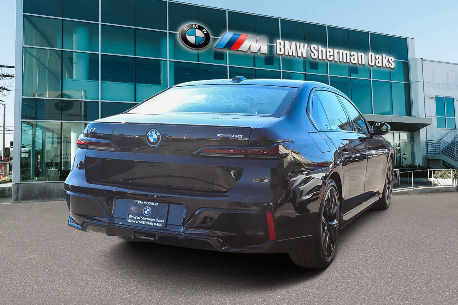 New 2026 BMW i7 xDrive60 image 4