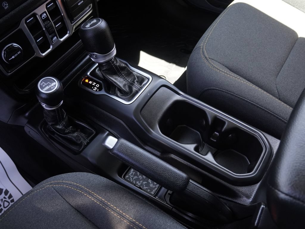 Used 2026 Jeep Wrangler Unlimited Sport AWD/4WD image 22