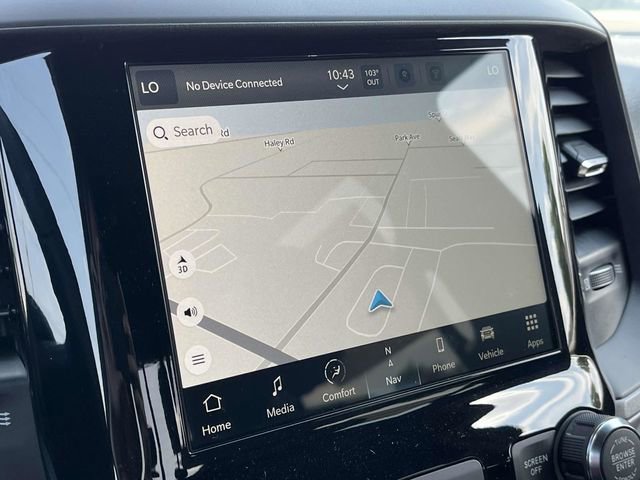 Used 2024 RAM 2500 Tradesman w/ Chrome Appearance Group image 21