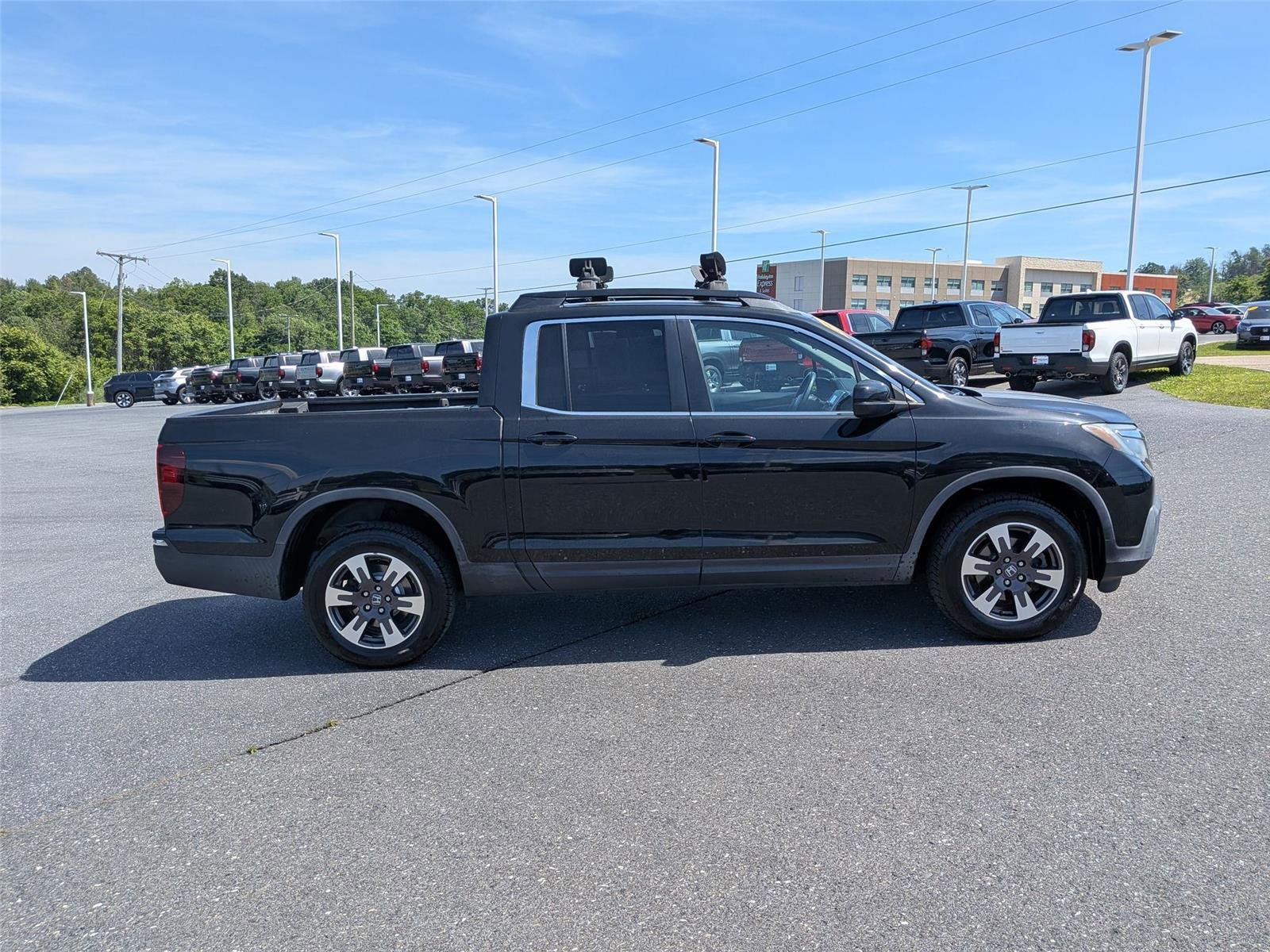 Used 2017 Honda Ridgeline RTL image 4