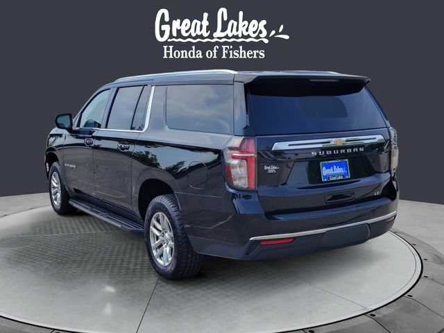 Used 2024 Chevrolet Suburban LT AWD/4WD image 3
