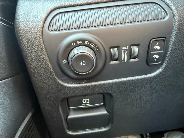 Used 2024 Jeep Wagoneer Series II image 8