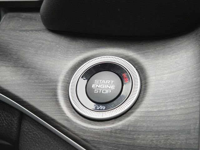 Used 2022 Jeep Grand Cherokee L Limited image 16