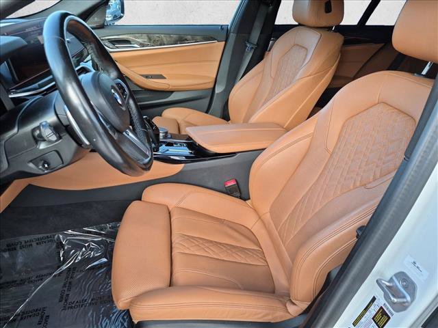 Used 2023 BMW 540i w/ M Sport Package RWD image 16
