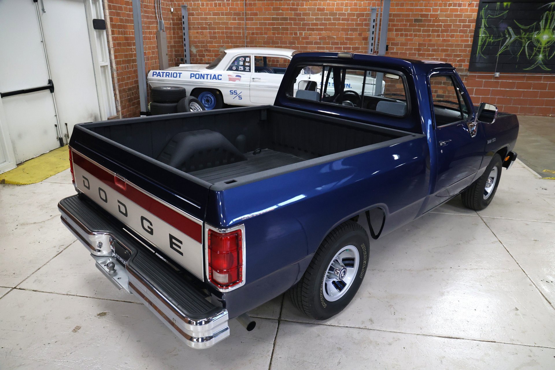 Used 1992 Dodge D/W Truck 150 image 32