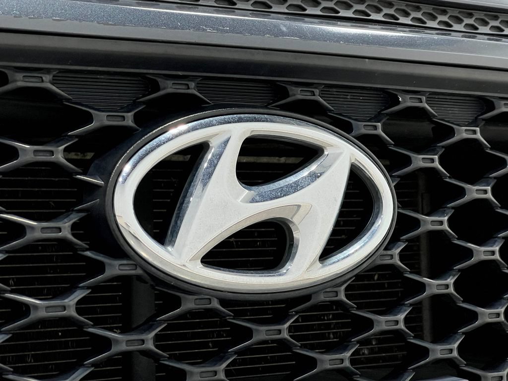 Used 2018 Hyundai Kona SEL FWD image 37