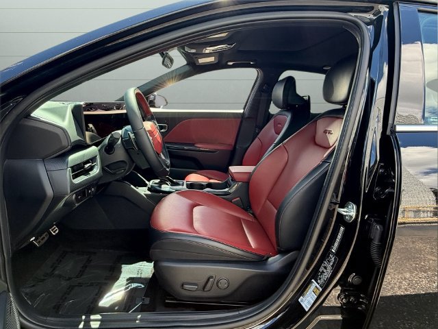 Certified 2025 Kia K4 GT-Line Turbo FWD image 9