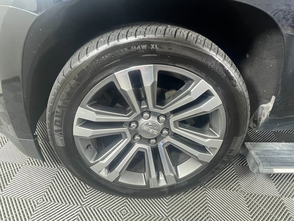 Used 2018 GMC Yukon XL Denali w/ Denali Ultimate Package image 12