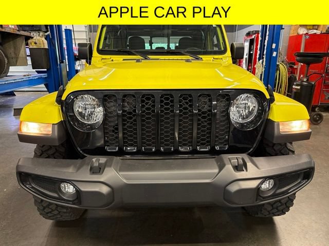 Used 2023 Jeep Gladiator Sport AWD/4WD image 2