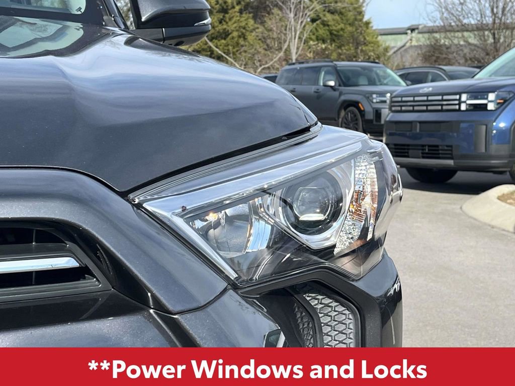 Used 2022 Toyota 4Runner SR5 Premium w/ Moonroof Package RWD image 12