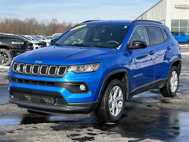 Certified 2024 Jeep Compass Latitude w/ Convenience Group image 44