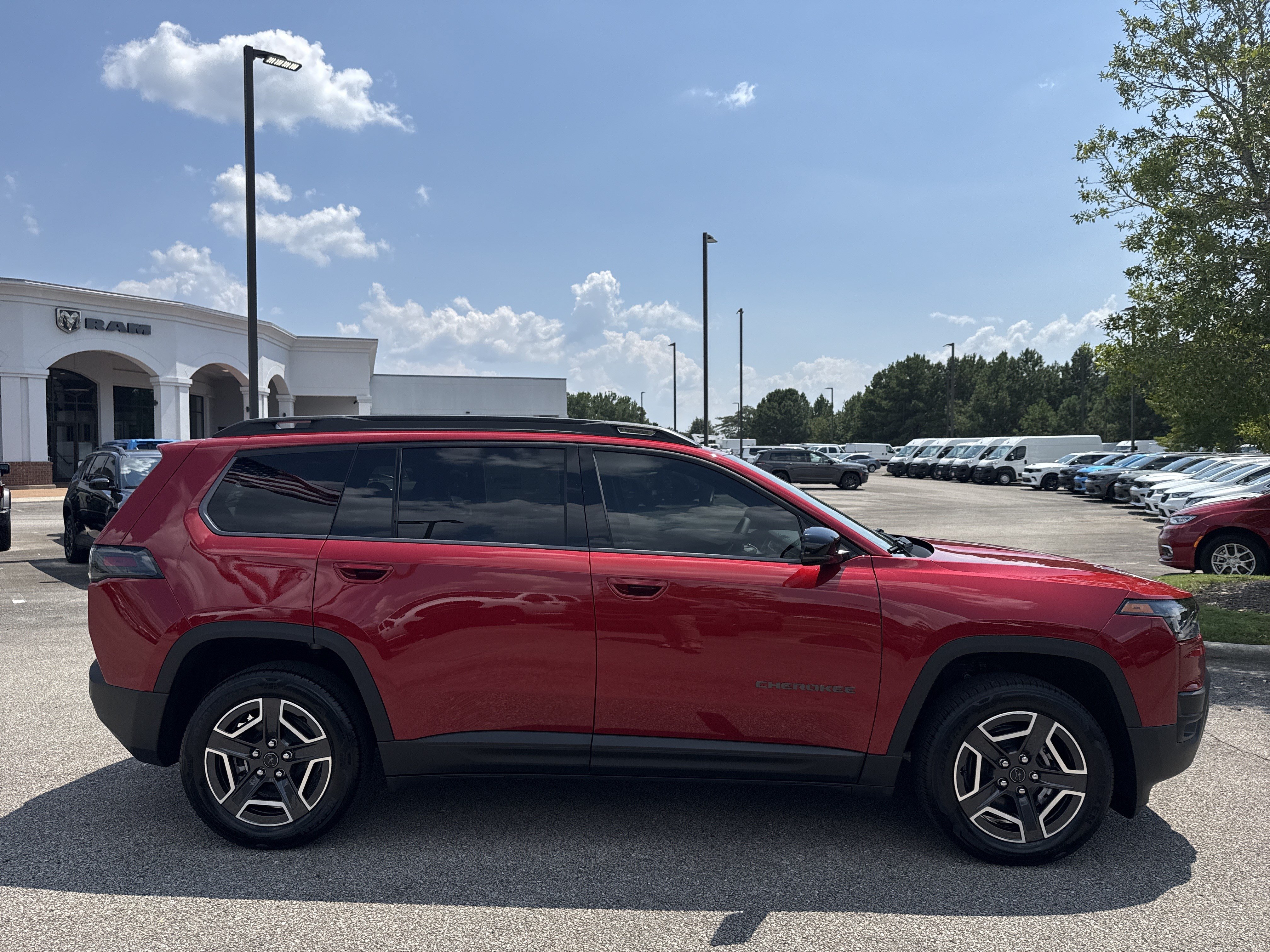 New 2026 Jeep Cherokee Limited AWD/4WD image 8
