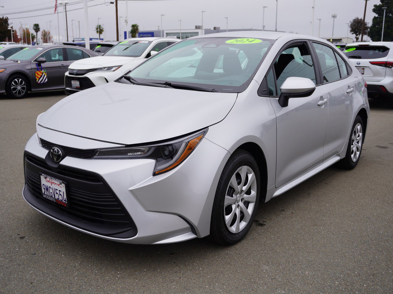 Used 2024 Toyota Corolla LE image 7