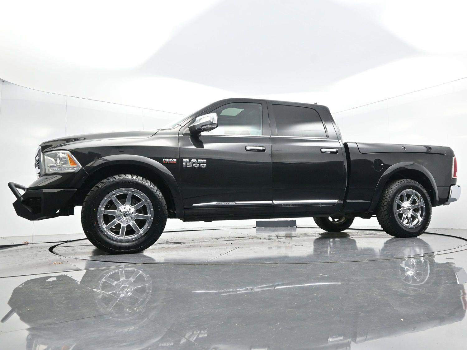 Used 2018 RAM 1500 Limited image 19