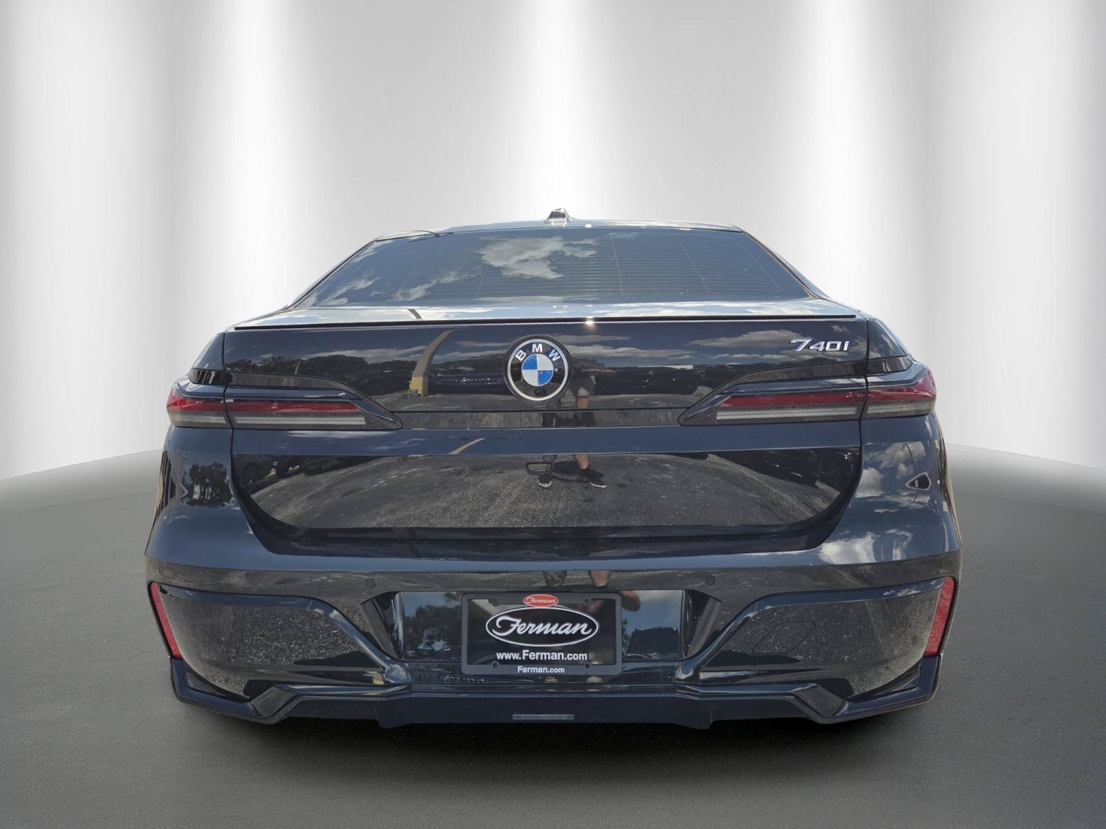 New 2026 BMW 740i RWD image 6