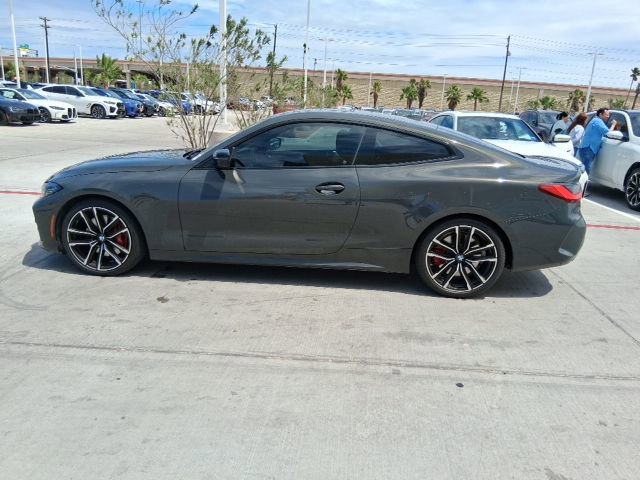Used 2024 BMW 430i Coupe w/ M Sport Package RWD image 3