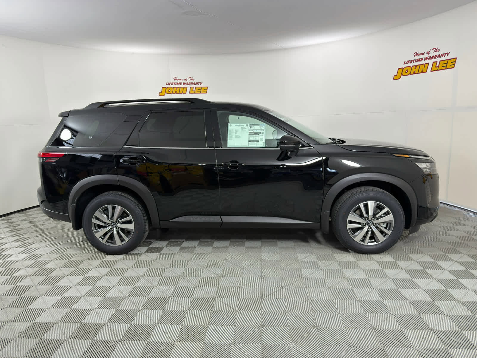 New 2026 Nissan Pathfinder SL w/ Cargo Package image 7