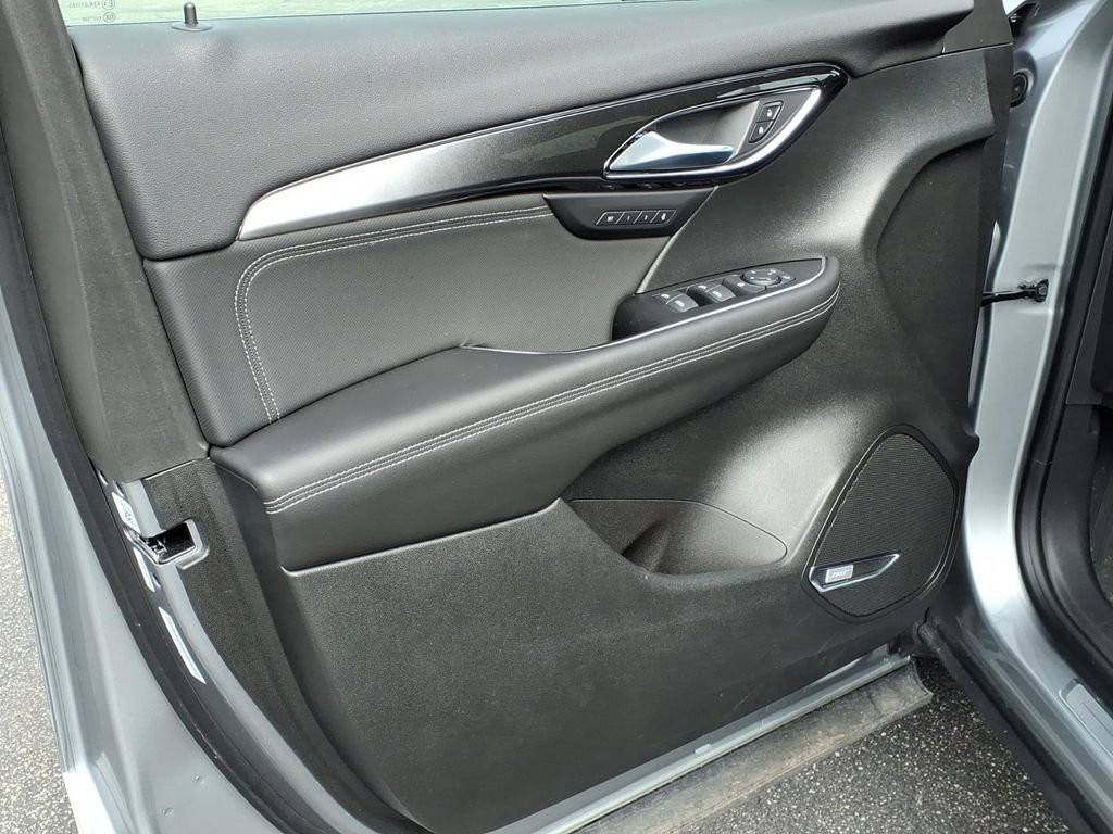 Certified 2025 Buick Envision Preferred image 14