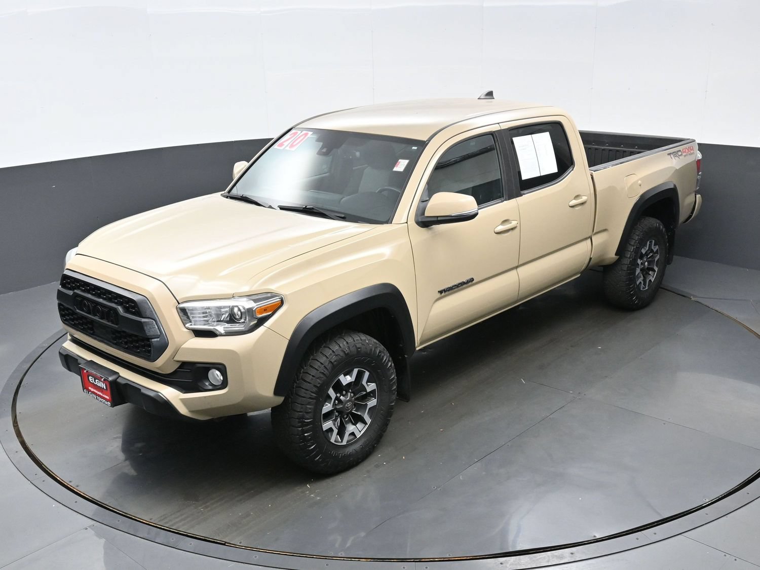 Used 2020 Toyota Tacoma TRD Off-Road w/ Technology Package AWD/4WD image 36