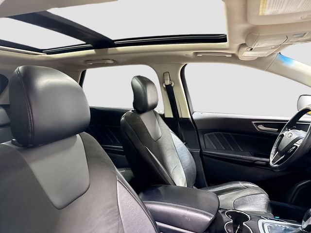 Used 2018 Ford Edge Sport w/ Equipment Group 401A AWD/4WD image 30