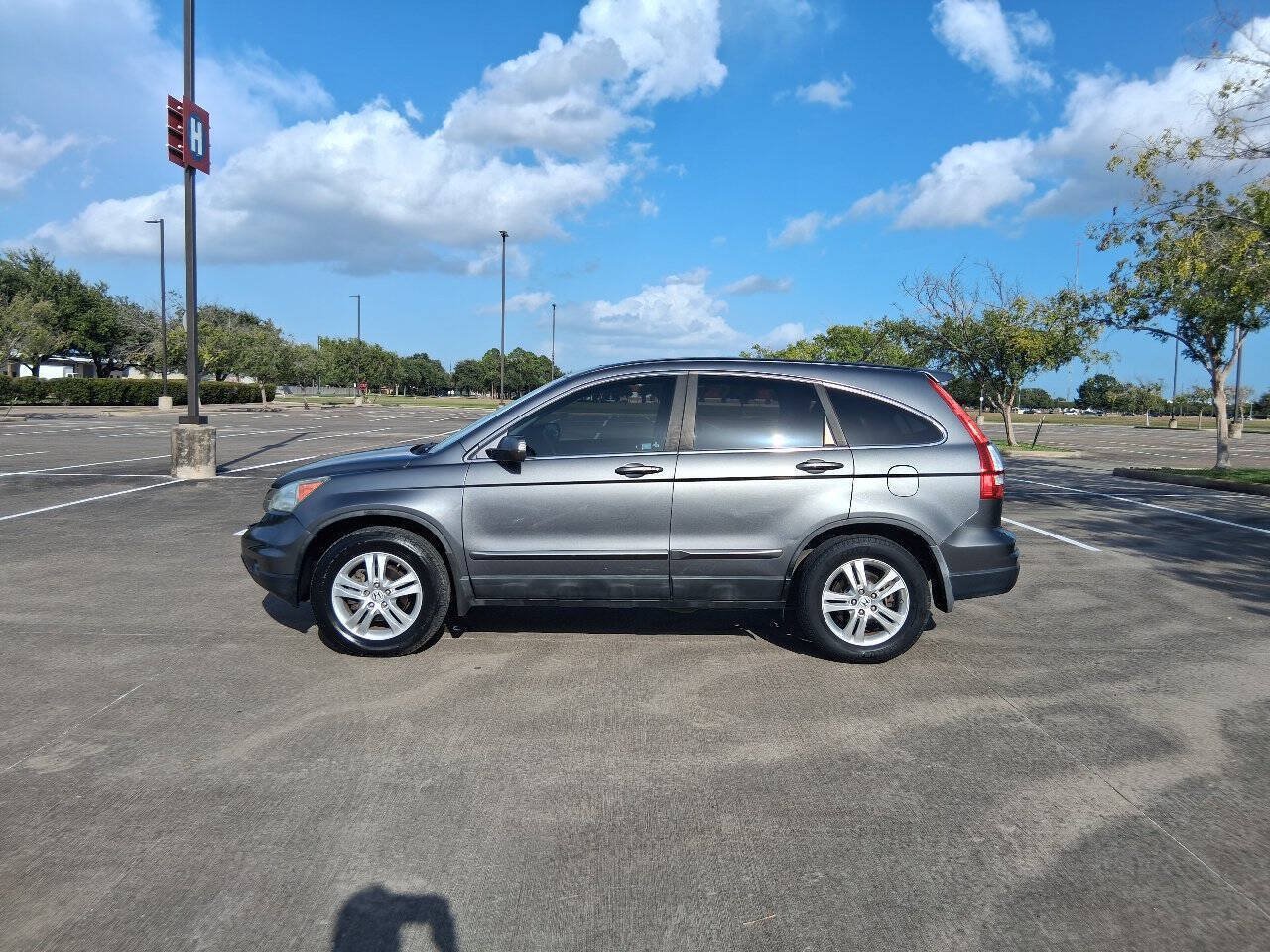 Used 2011 Honda CR-V EX-L image 3