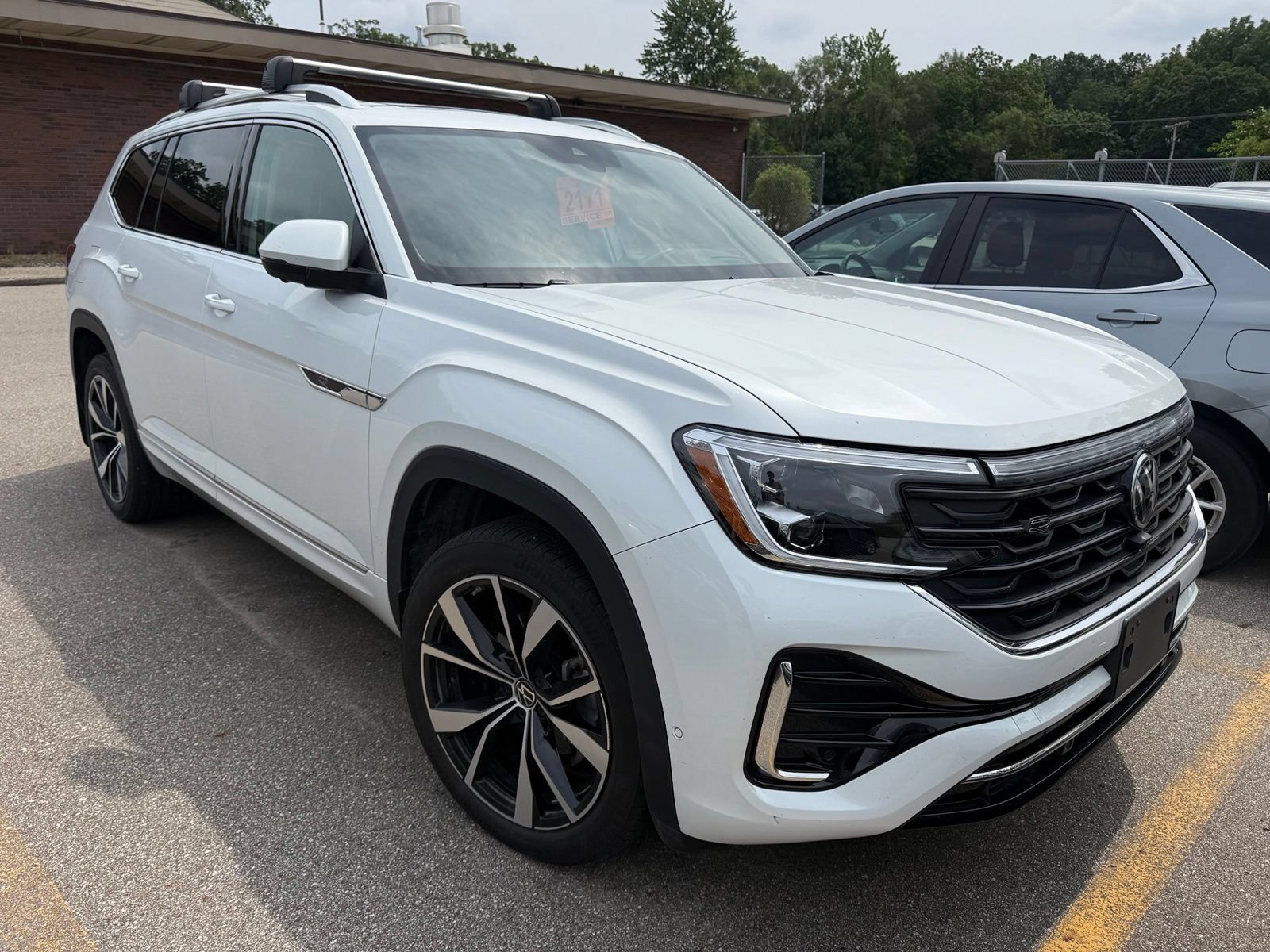 Used 2024 Volkswagen Atlas SEL Premium R-Line