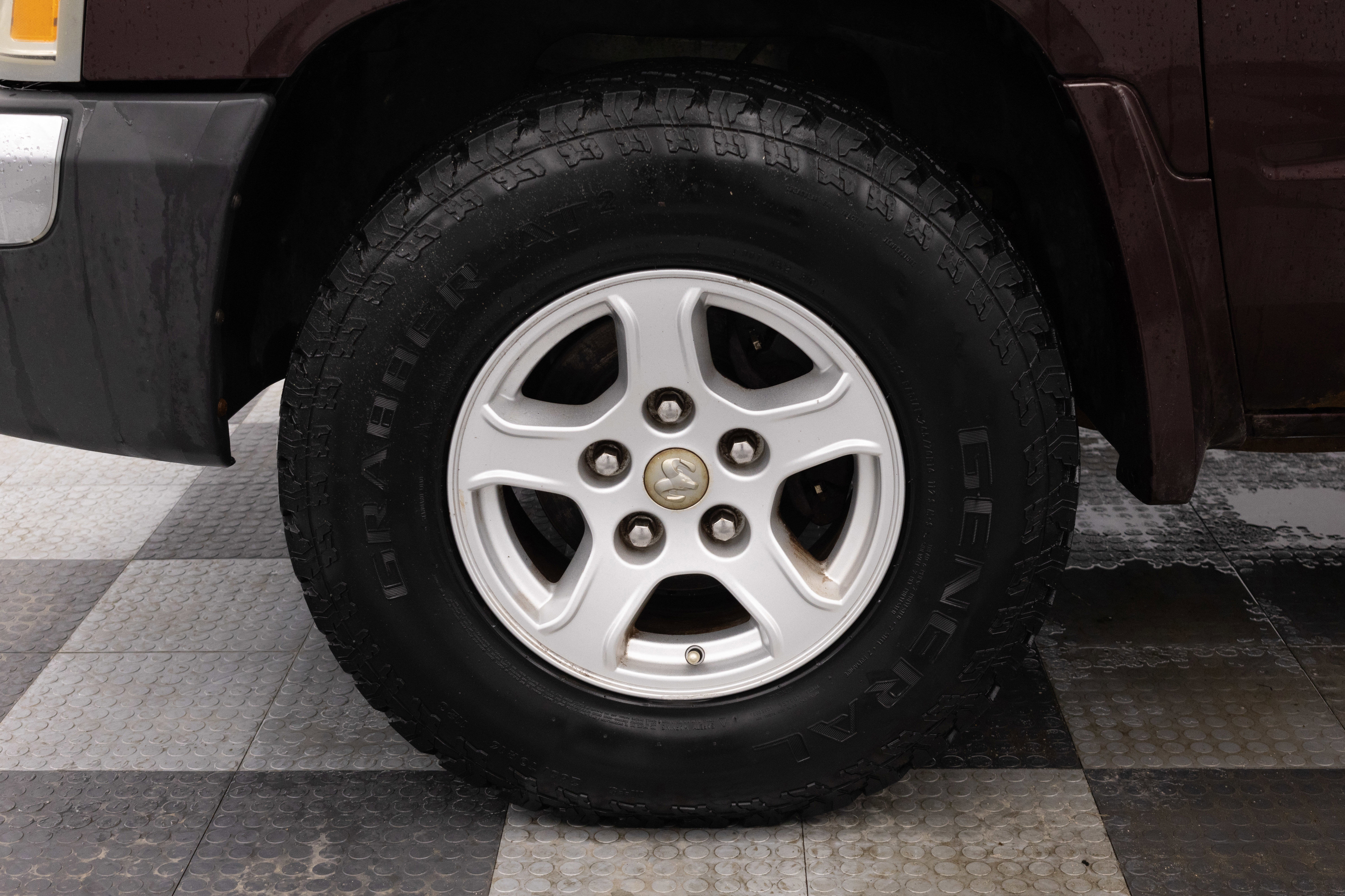 Used 2005 Dodge Dakota SLT AWD/4WD image 10