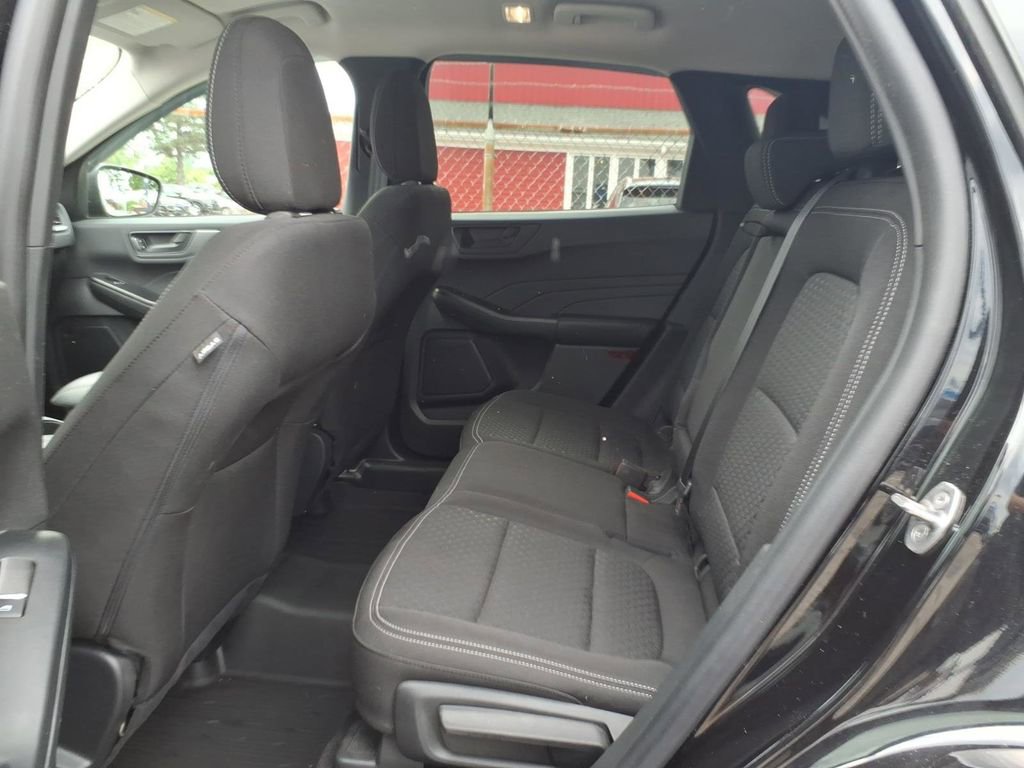 Used 2024 Ford Escape Active AWD/4WD image 11