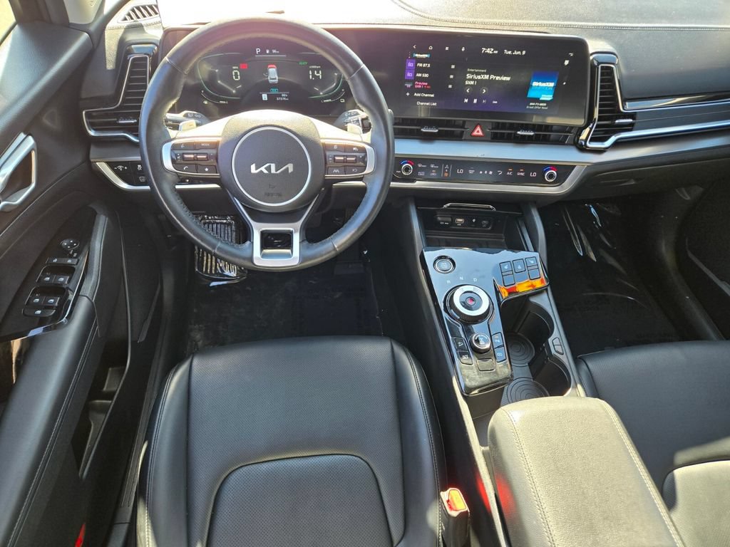 Used 2023 Kia Sportage EX AWD/4WD image 12
