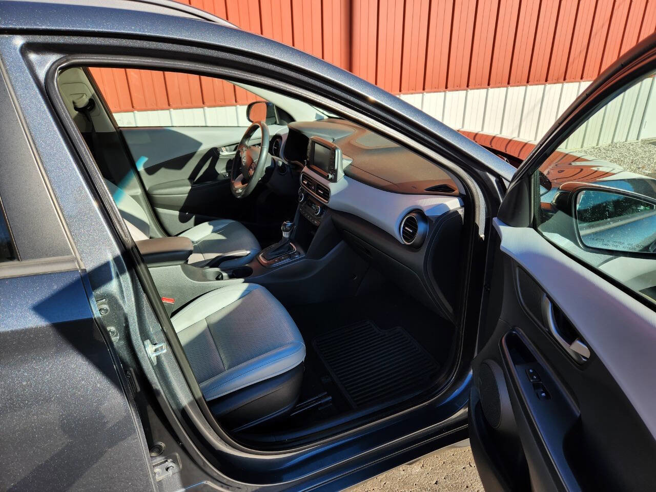 Used 2019 Hyundai Kona Limited image 12