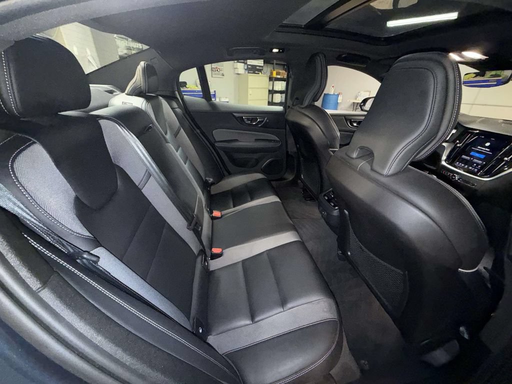 Used 2023 Volvo S60 B5 Ultimate w/ Climate Package AWD/4WD image 16