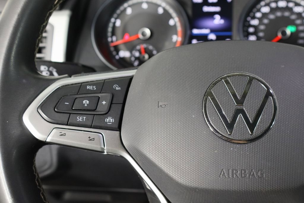 Used 2021 Volkswagen Atlas SE image 33