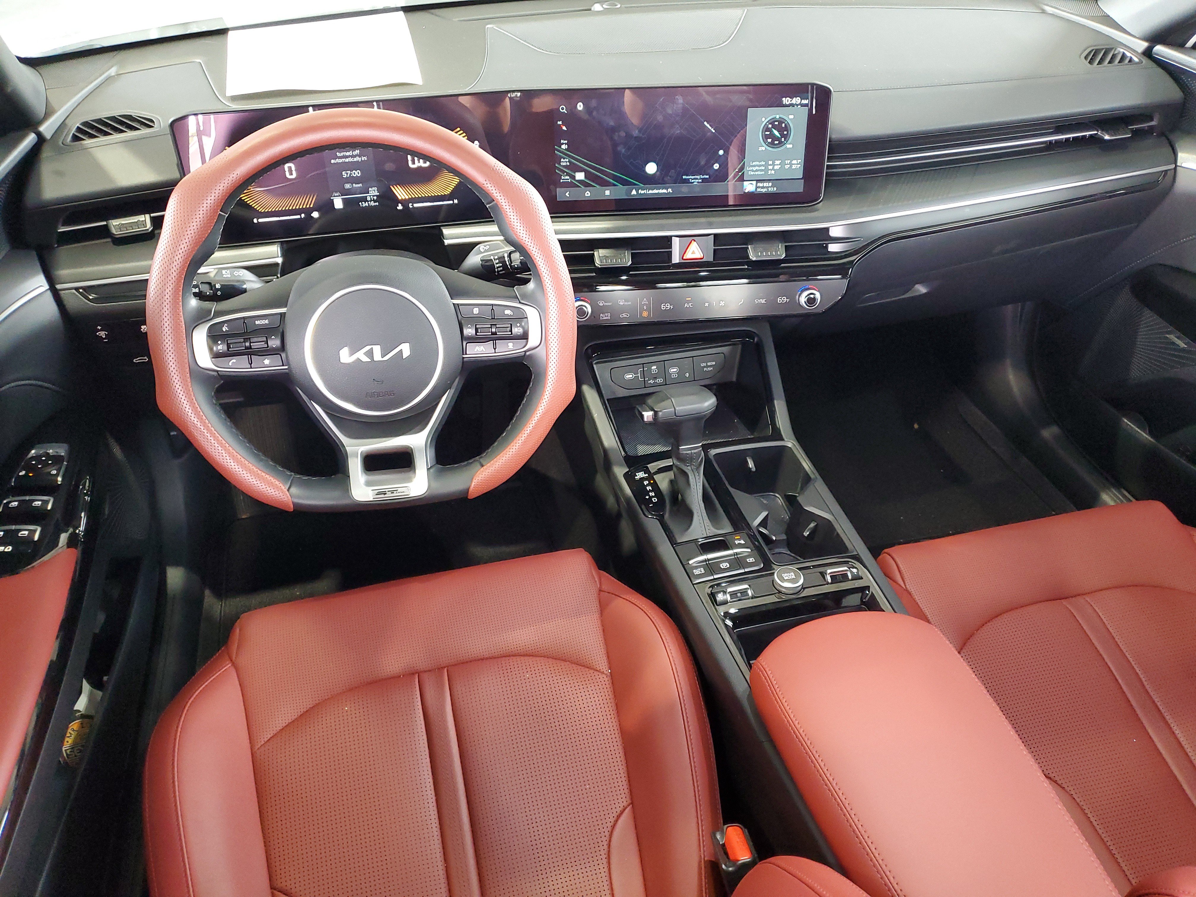 Used 2025 Kia K5 GT-Line w/ GT-Line Premium Package FWD image 12