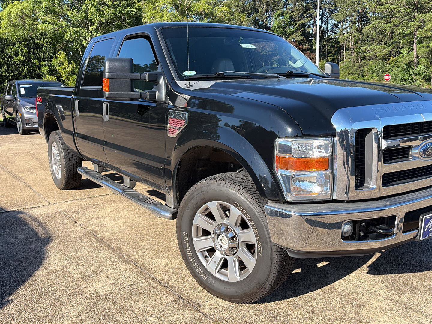 Used 2008 Ford F250 Lariat AWD/4WD image 1