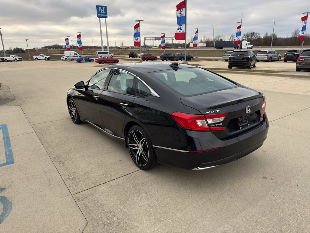 Used 2021 Honda Accord Touring image 7