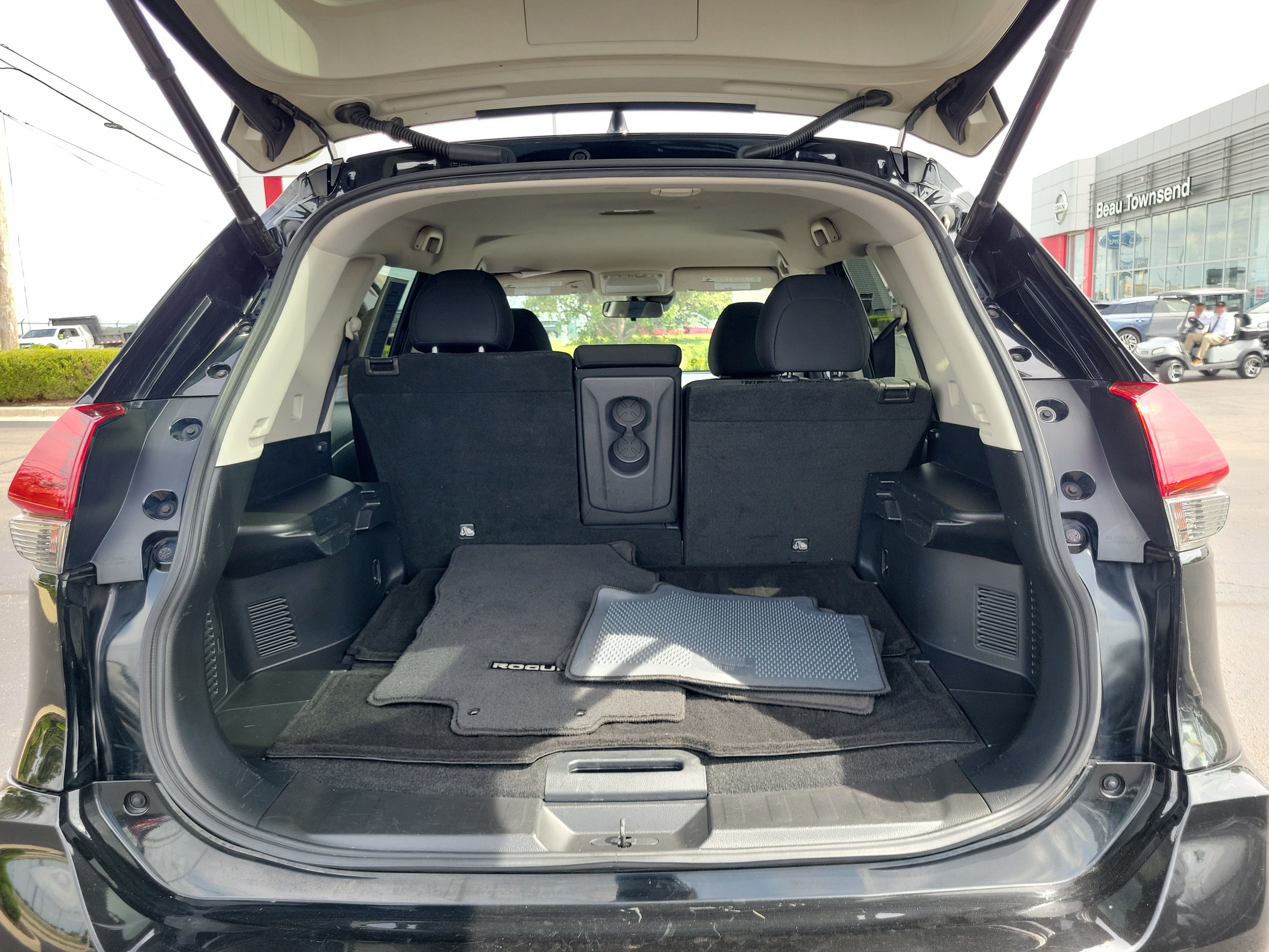 Certified 2020 Nissan Rogue SV AWD/4WD image 8