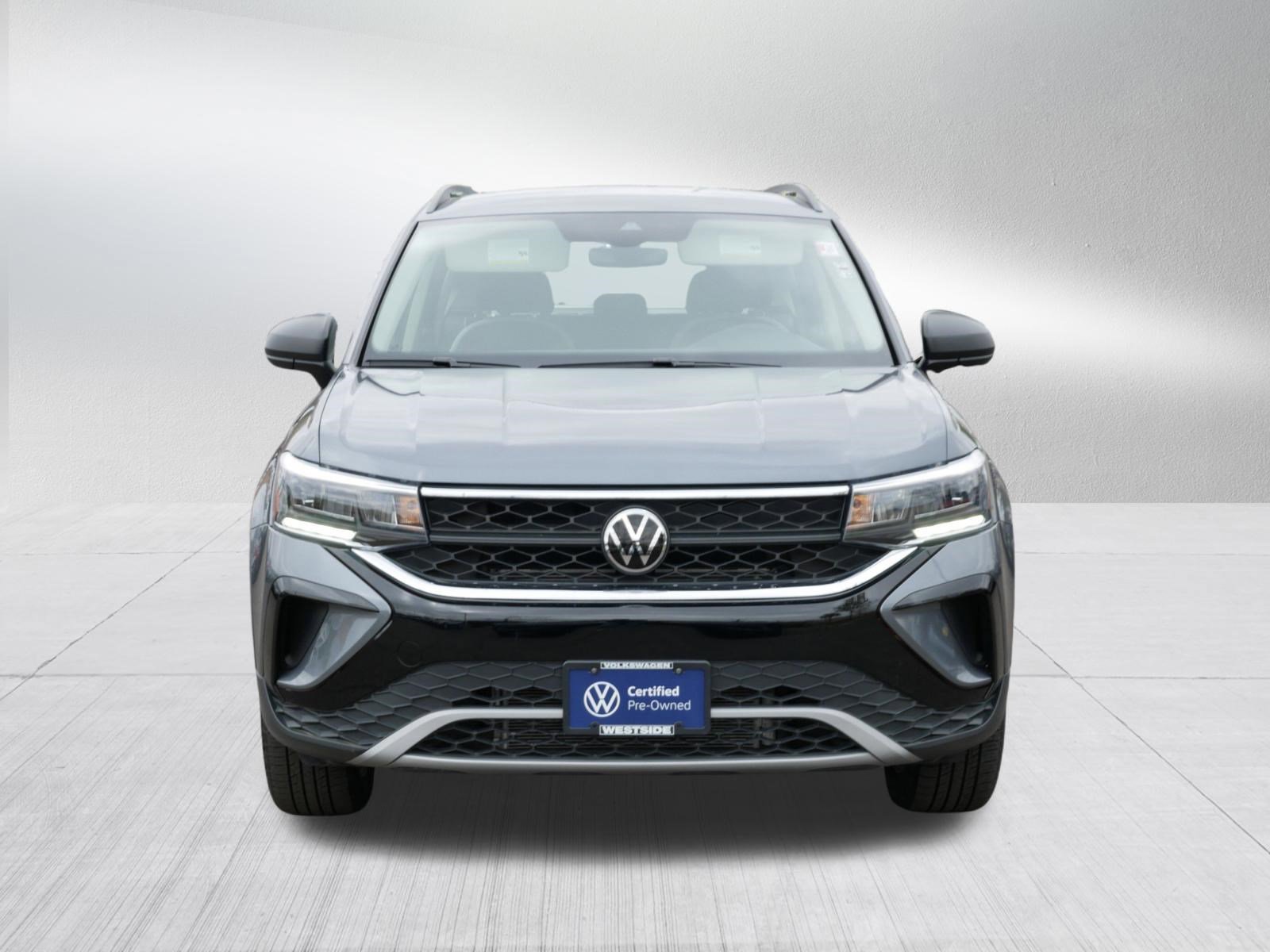 Certified 2024 Volkswagen Taos S AWD/4WD image 2