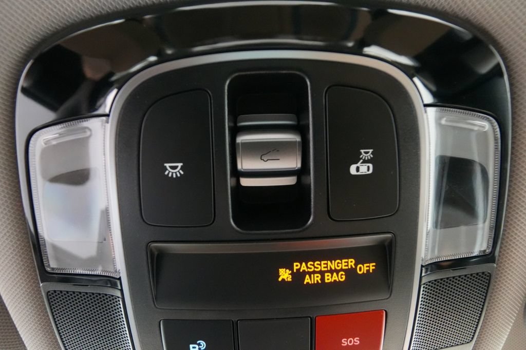 New 2025 Hyundai Sonata Limited FWD image 57