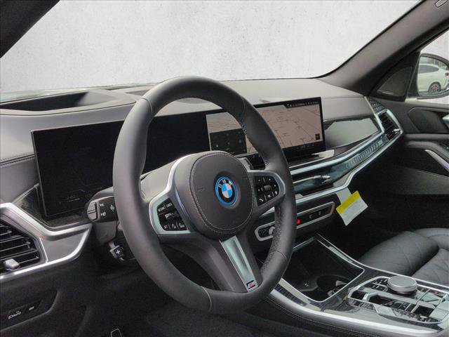New 2026 BMW X5 xDrive50e w/ M Sport Package AWD/4WD image 3