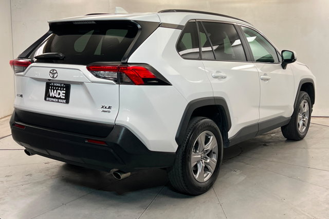Used 2025 Toyota RAV4 XLE AWD/4WD image 5