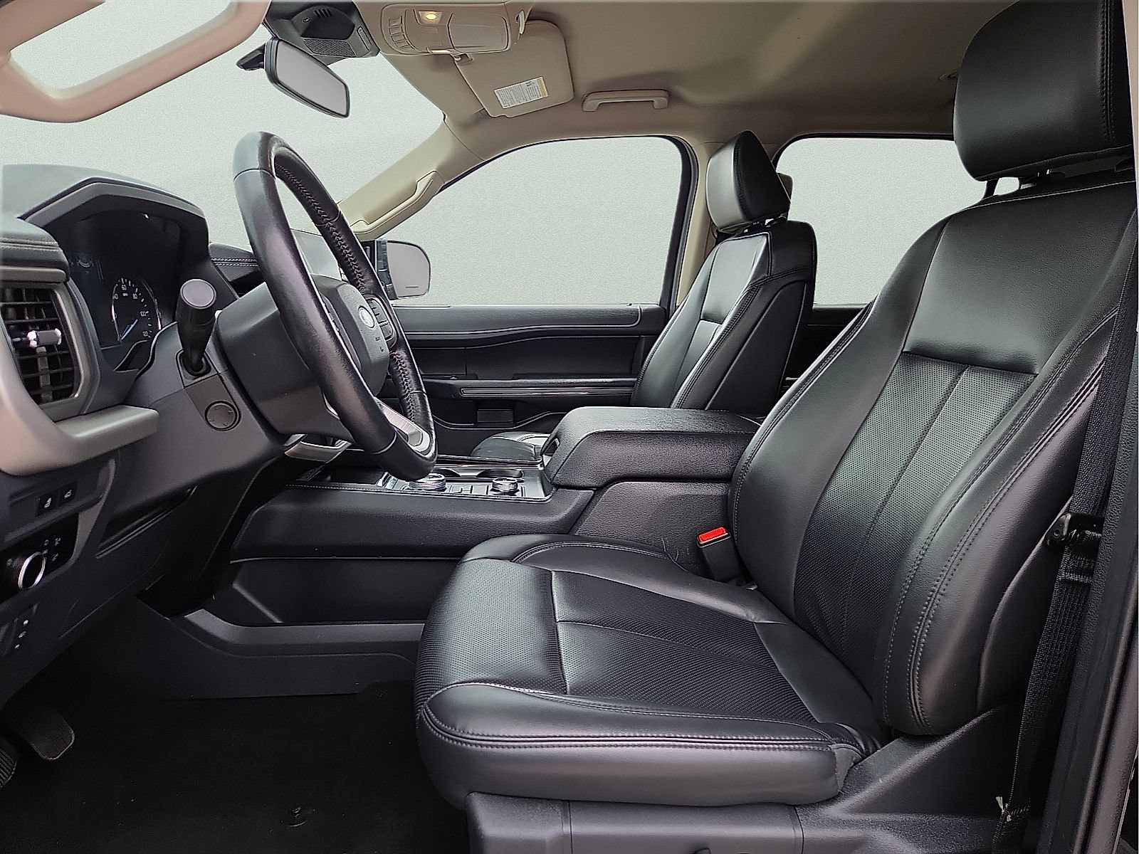 Used 2024 Ford Expedition Max XLT AWD/4WD image 15