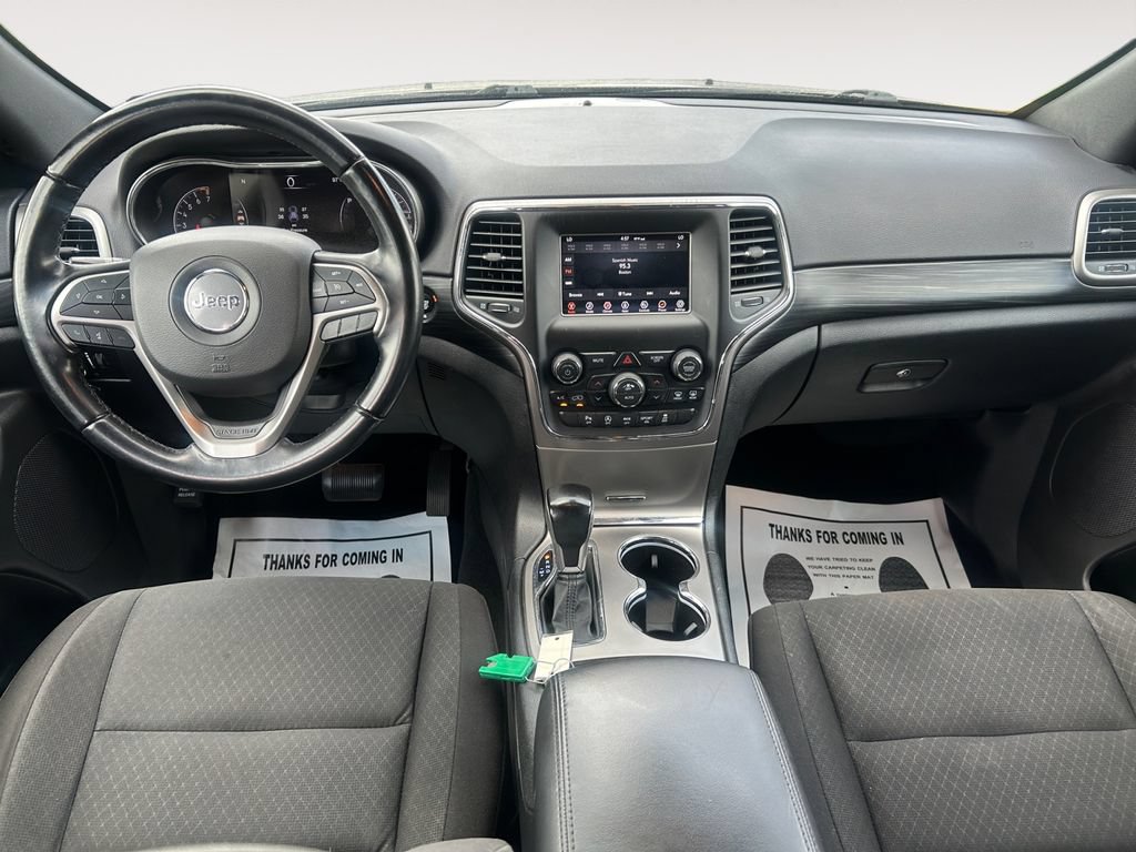 Used 2021 Jeep Grand Cherokee Laredo AWD/4WD image 10