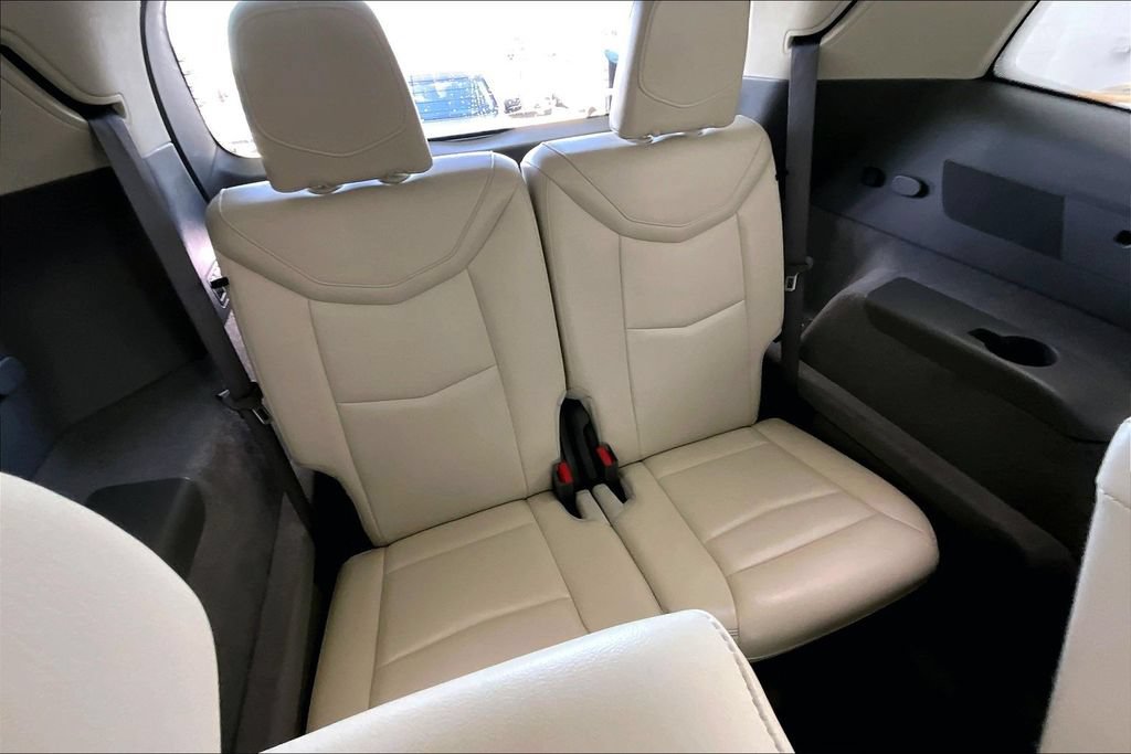 Used 2020 Cadillac XT6 Premium Luxury FWD image 36