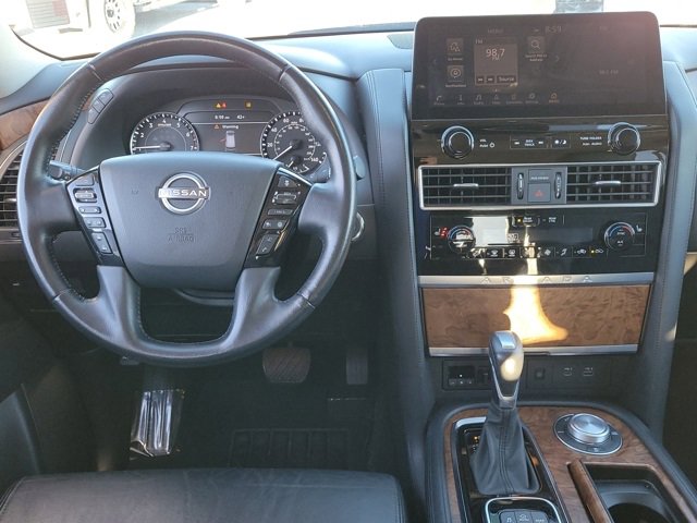 Used 2024 Nissan Armada SL image 10